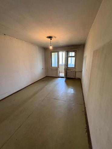 104 серия: 3 комнаты, 58 м², 6 мкр 104 серия, 4 этаж — 8