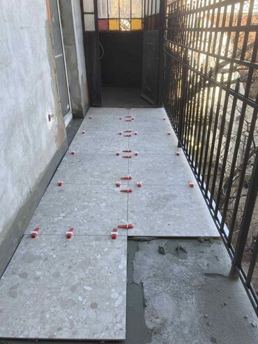 Građevinarstvo i rekonstrukcija: Keramičar Ugradnja svih vrsta keramičkih i granitnih pločica… Hidro na lalafo.rs — 13 Građevinarstvo i rekonstrukcija: Keramičar Ugradnja svih vrsta keramičkih i granitnih pločica… Hidro — 13