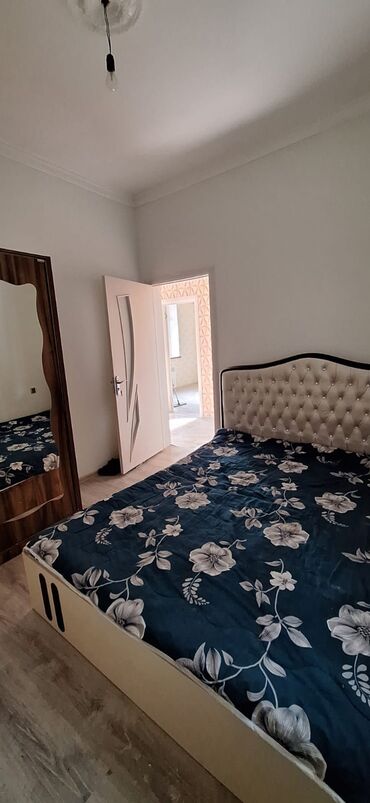 ehmedlide heyet evi: 100 kv. m, 3 otaqlı, Kombi, Qaz, İşıq