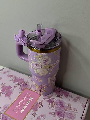 Термо идиштер: Stanley x LoveShackFancy — подарочный набор термокружки Quencher с — 3