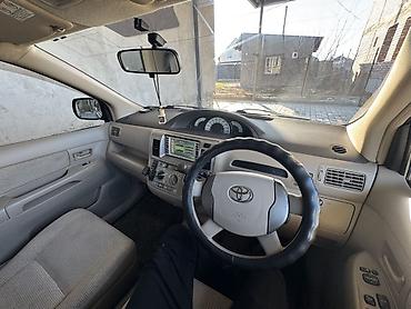 Toyota: Toyota Raum: 2005 г., 1.5 л, Автомат, Бензин, Минивэн — 5