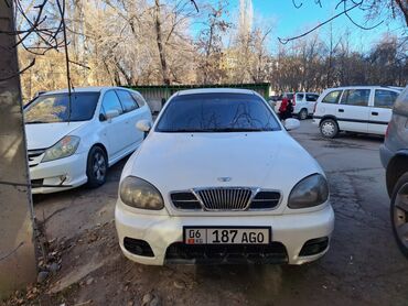 шеврале ланос: Daewoo Lanos: 2001 г., 1.5 л, Механика, Бензин, Седан