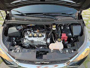 Chevrolet: Chevrolet Spark: 2019 г., 1 л, Вариатор, Бензин, Хэтчбэк — 19
