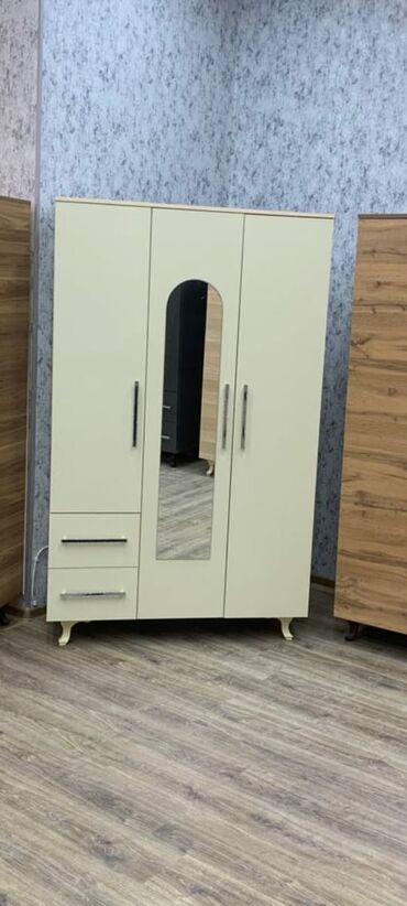 Dolablar: Yeni, Açılan, 3 qapılı Düz dolab, Qarderob, paltar dolabı — 13