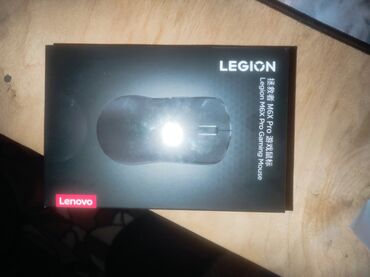 мыш: Игровая мышь Lenovo Legion M6X Pro в черном корпусе. Мышь имеет