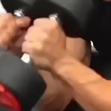 Salam Sport masaj tolko xanimlara Istiyen elaqe saxlasin lalafo.az -da Salam Sport masaj tolko xanimlara Istiyen elaqe saxlasin