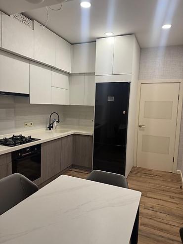 Долгосрочная аренда квартир: 3 комнаты, Риэлтор, Без подселения, С мебелью полностью — 14