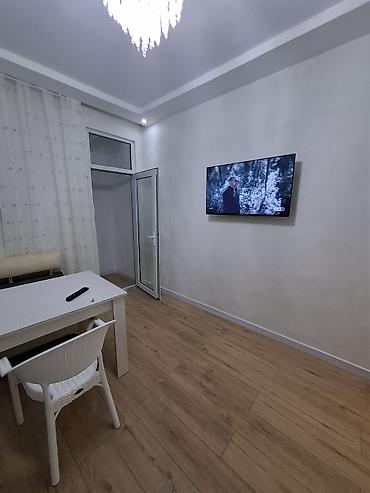 berdede kiraye evler 2020: Xırdalanda AAAF parkda. 2 otağa düzəldilmiş mənzil kirayə verilir — 2