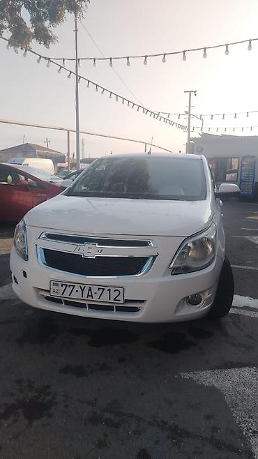 opel duman: Chevrolet Cobalt – ağ rəngli sedan Texniki xüsusiyyətlər və təchizat — 4