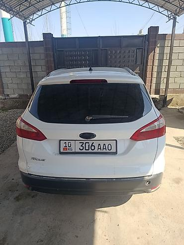 Ford: Ford Focus: 2014 г., 1.6 л, Автомат, Бензин, Универсал — 4