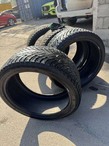 сидение на машину: Шины 275 / 35 / R 20, Зима, Комплект, Легковые, Nokian