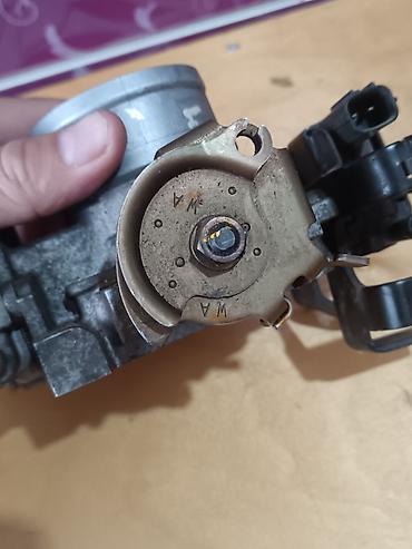 Дроссельные заслонки: Дроссельная заслонка Subaru 2000 г., Б/у, Оригинал, Япония — 5