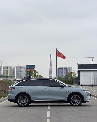 Lixiang: Lixiang : 2024 г., Автомат, Электромобиль, Кроссовер — 2