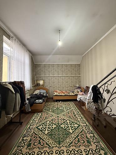 Продажа коттеджей и домов: 🏡Продаётся уютный дом в отличном районе! Район:Алтын ордо — 13
