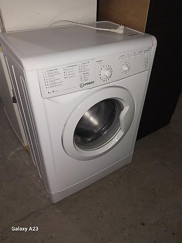 Холодильники: Холодильник Indesit, Двухкамерный — 15