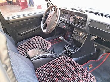 vaz 2107 on şuşə: Lada 2107 sedan – ağ rəng, 4 qapı, arxa ötürücülü klassik model — 10
