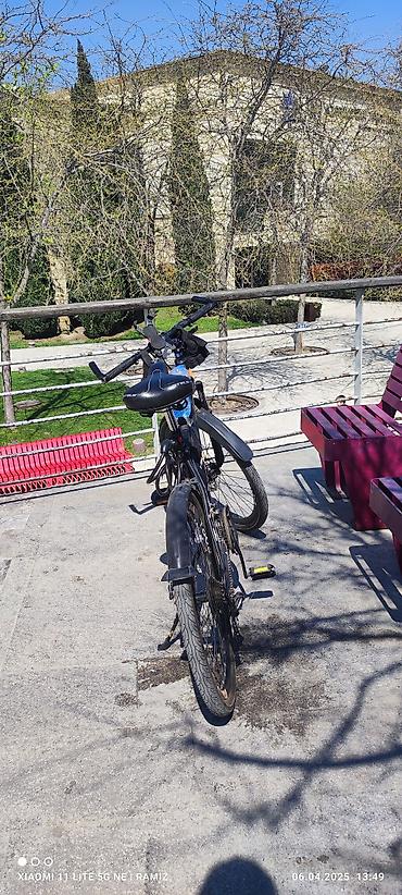 İdman velosipedləri: Ciddi aliciya uzerinde esyalari(cantasi,vintaçan dəsti,arxa qırmızı — 4