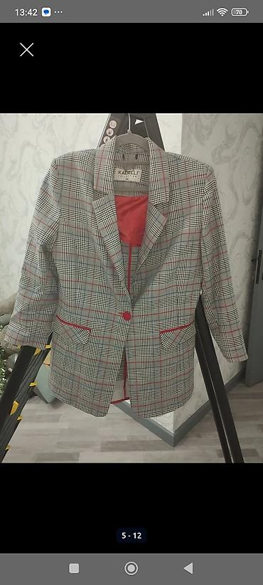 mexmer parca: Qadın dəbli qara blazer 45 azn alinib s ve m l 10 azn satilir - — 5