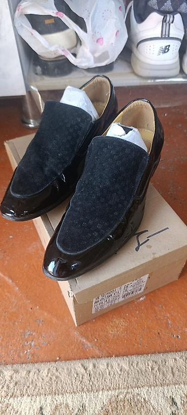 футболка боди: Набор обуви (4 пары): 1) Кроссовки Li-Ning (чёрные) - Модель для — 3