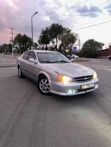 где купить машину дешевле: Chevrolet Evanda: 2005 г., 2 л, Механика, Бензин, Седан