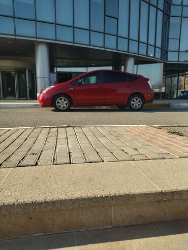 gurcustan masin bazari rustavi qiymetleri: Toyota Prius: 1.5 l | 2007 il Hetçbek