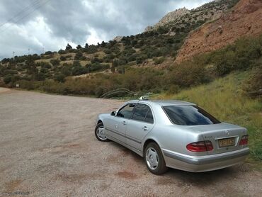 Sale cars: Mercedes-Benz E 220: 2.2 l. | 2002 έ. Sedan