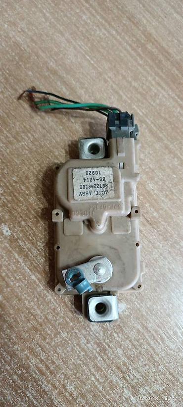 key maker: Замок двери Isuzu Б/у, Оригинал, Япония — 3
