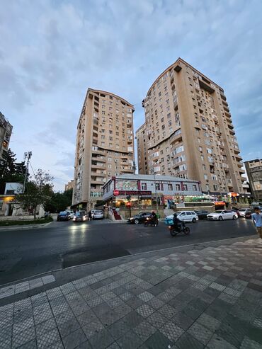 Гаражи: Ахмедлы, 2 комнаты, Новостройка, м. Ахмедлы, 70 м²