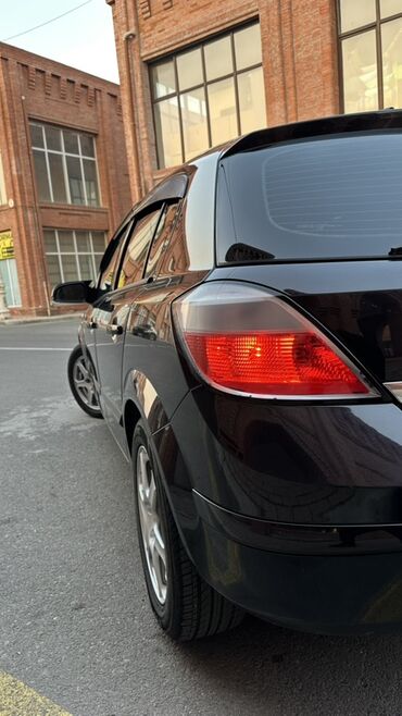 Opel: Opel Astra: 1.4 l | 2024 il 262 km Hetçbek — 3