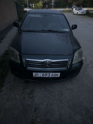 Toyota: Toyota Avensis: 2004 г., 1.8 л, Механика, Бензин, Седан