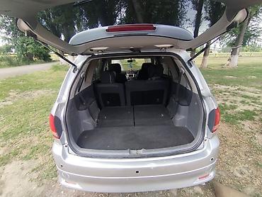 купить термобокс: Toyota Ipsum: 2001 г., 2.4 л, Автомат, Бензин, Минивэн — 10