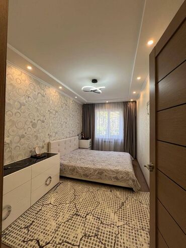 иссык куль недвижимость: 3 бөлмө, 58 кв. м, 104-серия, 1 кабат, Евроремонт
