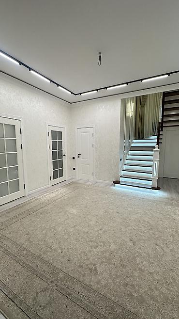 Продажа коттеджей и домов: 🏡 Продаётся особняк в районе Арча-Бешик 📍 Адрес: улица Шералиева — 22