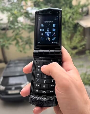 çox ucuz telefonlar: Vertu Constellation, < 2 GB Memory Capacity, rəng - Qara, Düyməli