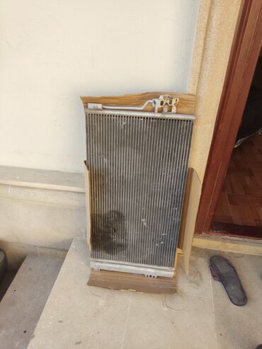işlənmiş radiator: Mühərrik soyutma radiatorları
