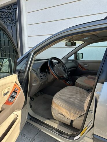 Lexus: Lexus RX: 2001 г., 3 л, Автомат, Бензин, Кроссовер — 6
