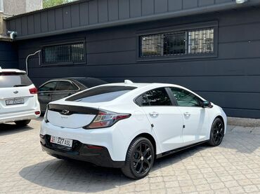 Chevrolet: Chevrolet Volt: 2017 г., 1.5 л, Вариатор, Гибрид, Хэтчбэк — 5