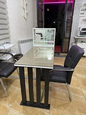 fondel kombi: Dördbucaq masa, Siyirməli, Polkalı, Şüşə — 1