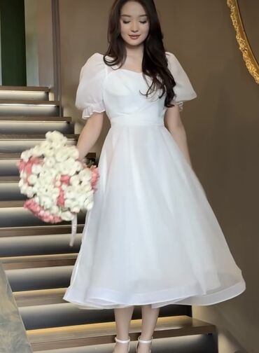 белоснежное платье: Вечернее платье, Пышное, Длинная модель, С рукавами, Корсет, S (EU 36), M (EU 38)