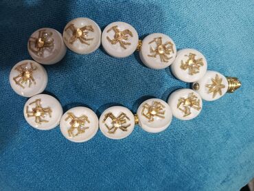 Şahmatlar: 1 ci şəkildəki nərd 25azn Şahmat və şaşki lövhəsi var Milli Faner — 20