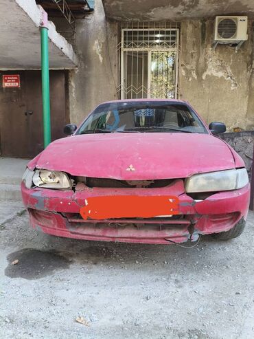 запчасти на спейс стар: Mitsubishi : 1999 г., 1.5 л, Автомат, Бензин, Седан