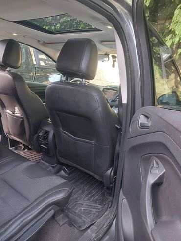 bentley azure 6.8 twin turbo: Ford Escape: 1.6 l | 2014 il 129000 km Ofrouder/SUV