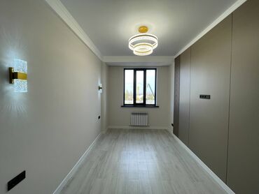 срочно продаётся 1 комнатная квартира в районе ошского рынка по улице молодая гвардия: 1 комната, 39 м², Элитка, 6 этаж, Евроремонт