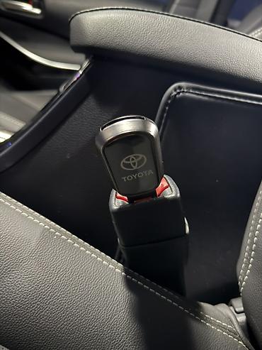 на 124: Toyota Corolla: 2021 г., 1.8 л, Автомат, Гибрид, Седан — 10