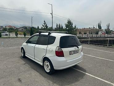 fit 2012: Honda Fit: 2003 г., 1.3 л, Вариатор, Бензин, Хэтчбэк — 3