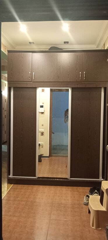 Kupe, 5 qapı Düz dolab, Qarderob, paltar dolabı