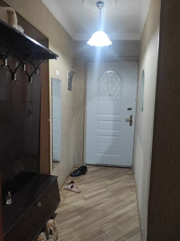 Uzunmüddətli kirayə mənzillər: Şəhərin mərkəzi sahil və 28 may metrosuna tam yaxın tam təmirli mənzil — 12