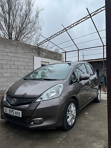 Honda: Honda Jazz: 2012 г., 1.4 л, Автомат, Бензин, Хэтчбэк — 4