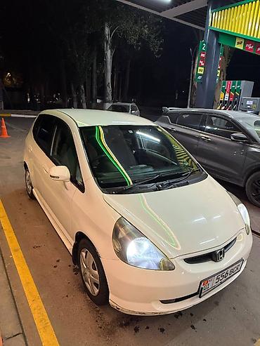 Продажа авто: Honda Fit: 2003 г., 1.3 л, Автомат, Хэтчбэк — 1