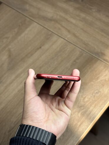 Apple iPhone: IPhone 11, Б/у, 64 ГБ, Красный, Чехол, 75 % — 4